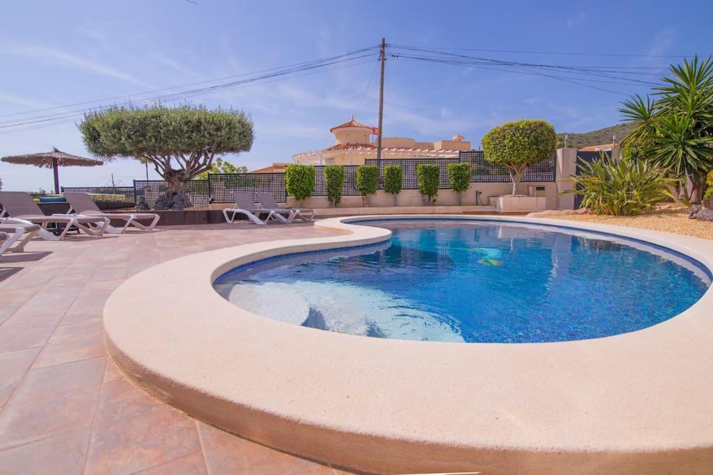 Villa Moderna Con Piscina El Campello Bagian luar foto