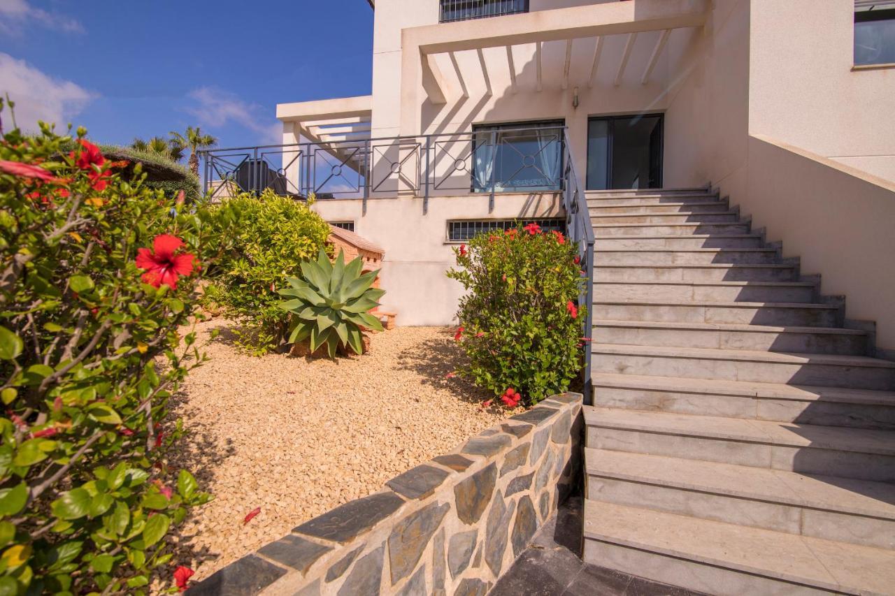 Villa Moderna Con Piscina El Campello Bagian luar foto